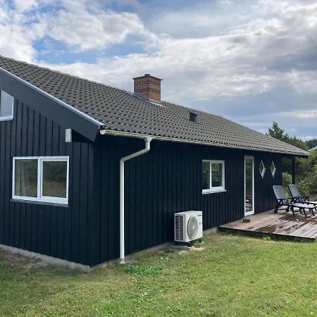 Hébergement de vacances Quaint Holiday Homein Hj Rring With Whirlpool *