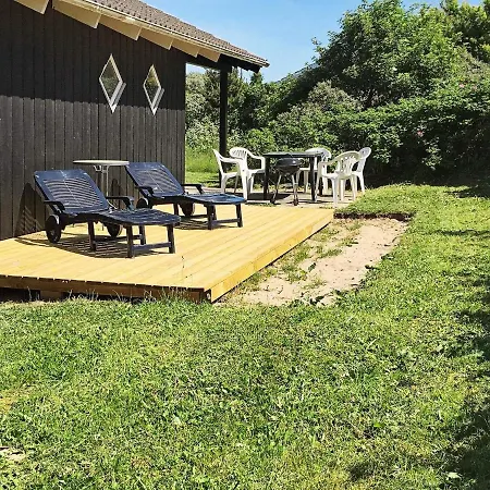 Quaint Holiday Homein Hj Rring With Whirlpool Hébergement de vacances Hjørring